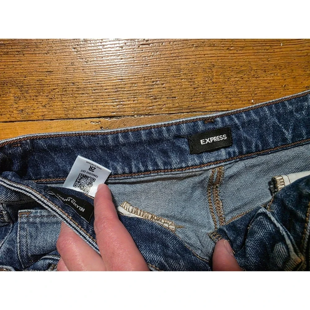 Old Navy Sky Hi Straight Distressed High Rise Jeans Medium Wash Blue‎ Denim 4